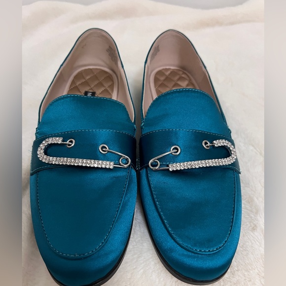 Brand new Nine West teal/green loafers with rhinestone/bling - Picture 6 of 6